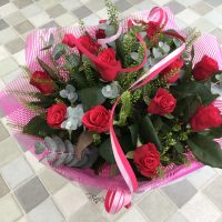 Tied Rose bouquet