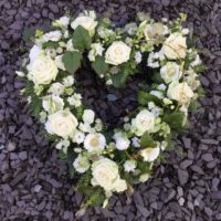 White open heart with roses and germini